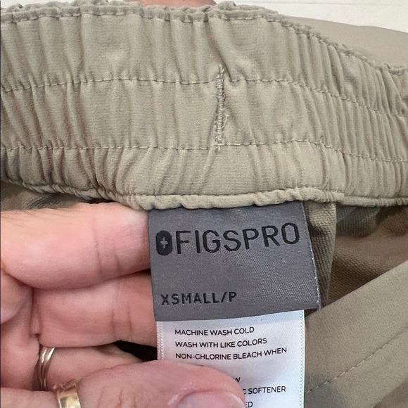 Figs women’s Khaki Chinos with Black Drawstring size XS. - Picture 10 of 14